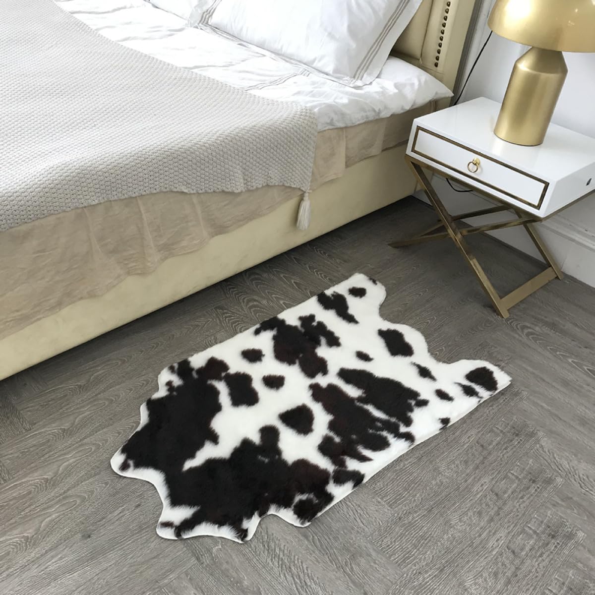 Alfombra Absorbente Estampado de Vaca de Acrílico, Antideslizante y Fácil de Limpiar, Adecuado para Baño y Sala de Estar Diseño Creativo y Elegante