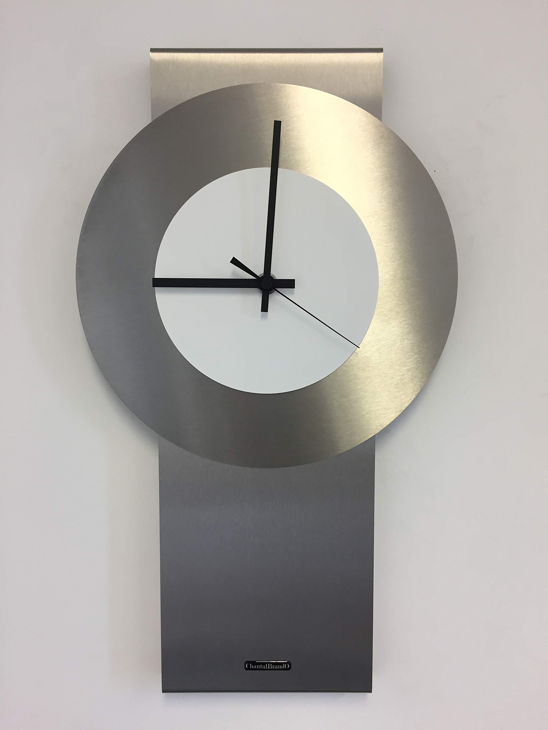 Horloge à pendule moderne blanche création artisanale au cœur des Pays-Bas