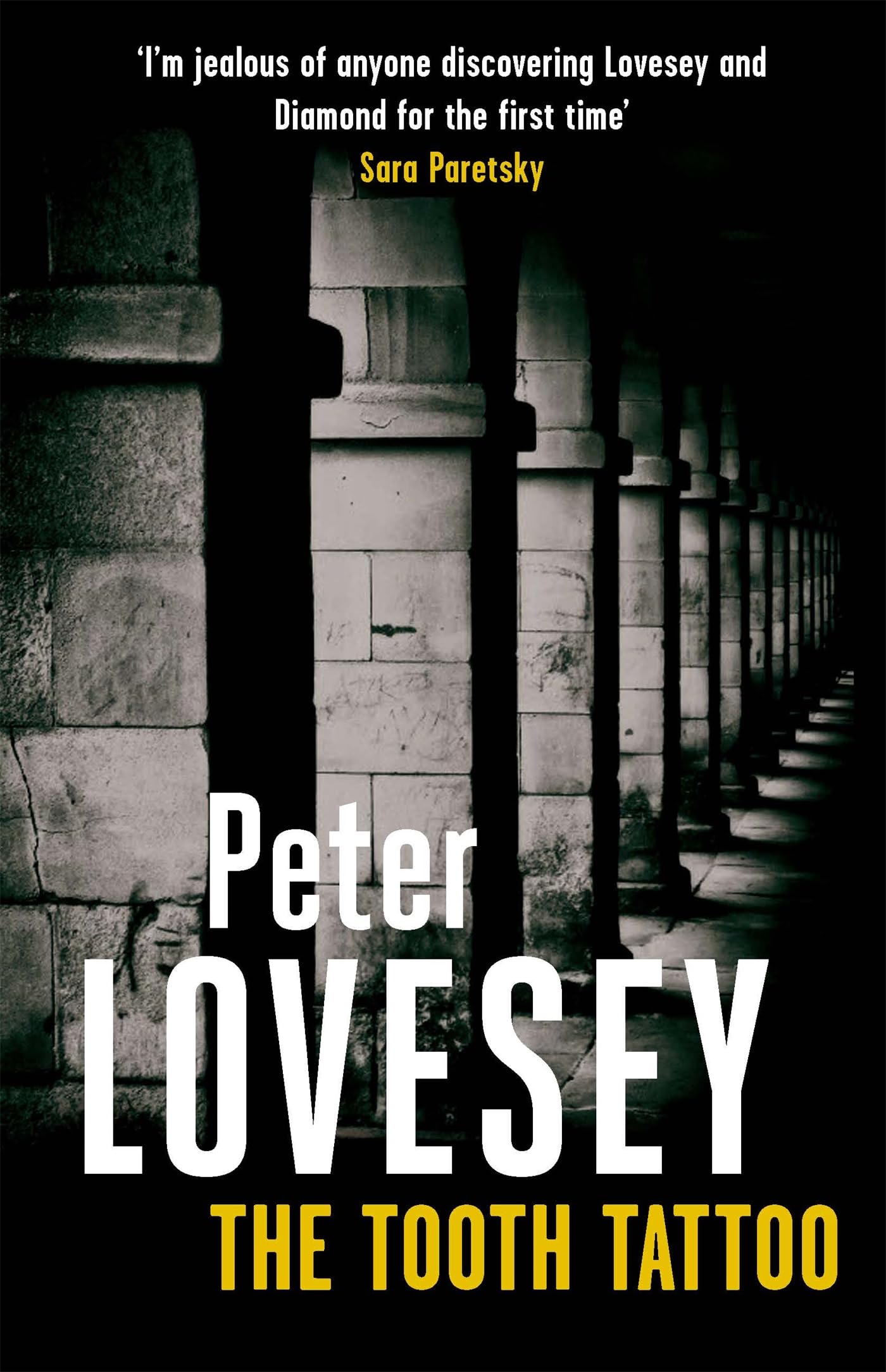 The Tooth Tattoo by Peter Lovesey (Paperback Book)