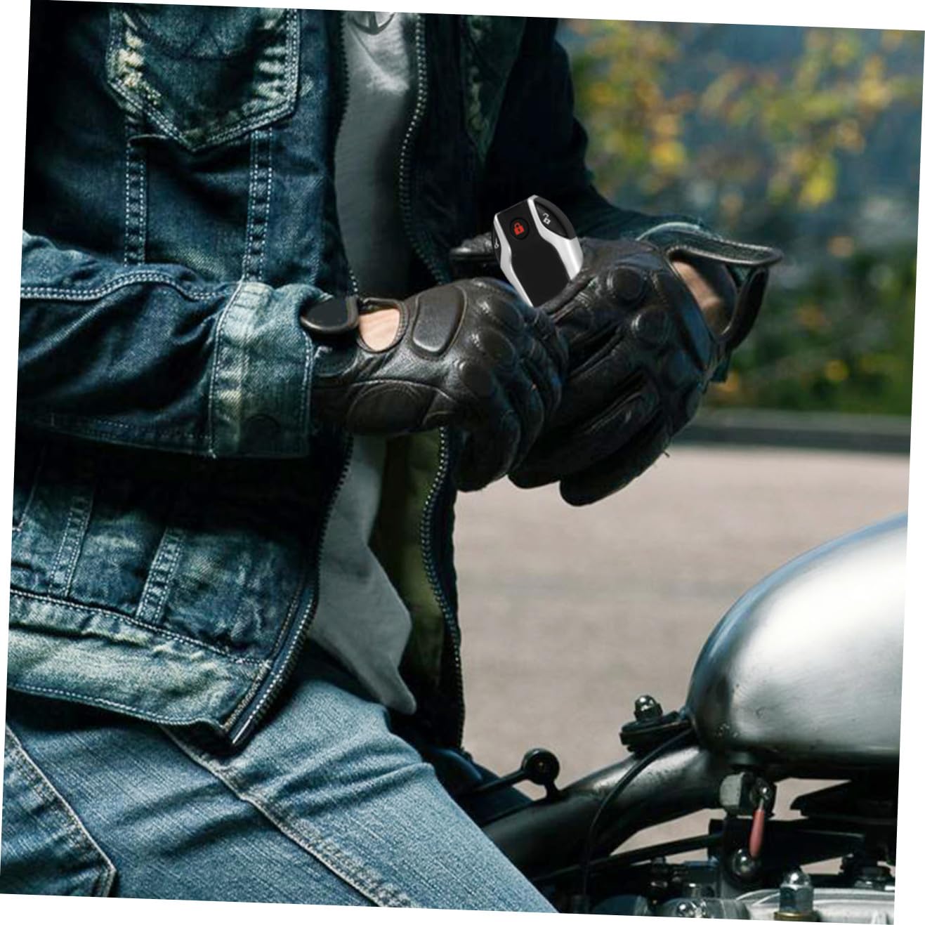 Allarme Antifurto per Moto con Telecomando, Funzione di Avvio Automatico e Blocco Sblocco, in Plastica, Sicurezza e Protezione Avanzata per Motociclette