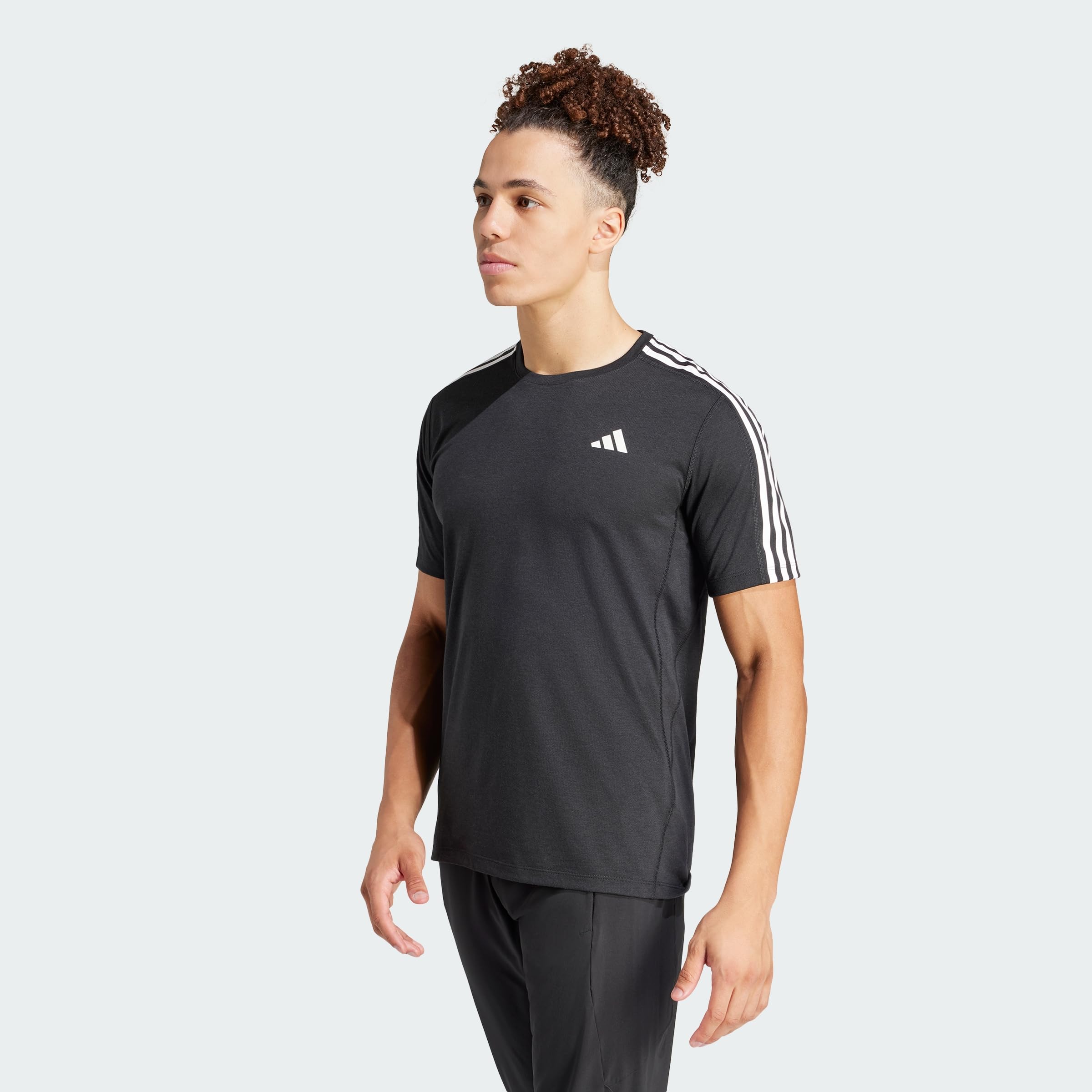 Own The Run 3-Stripes Erkek Tişört