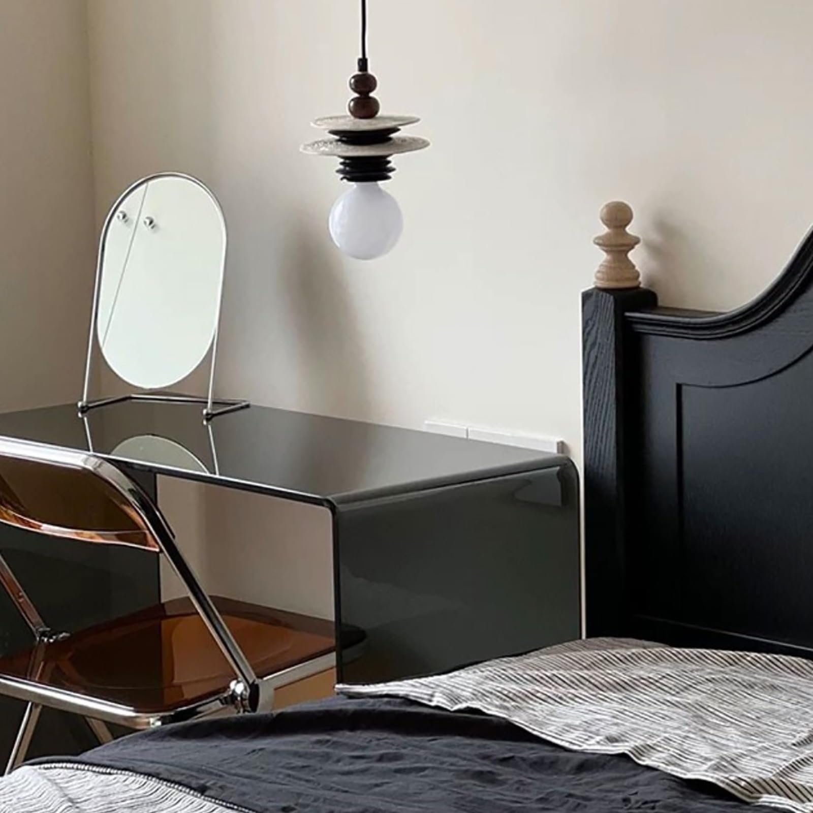 Eleganckie złote owalne lusterko do makijażu w stylu vintage – regulowane obrotowe lusterko kosmetyczne dla kobiet stylowe akcesorium do toaletki idealne do pielęgnacji skóry dla niej.