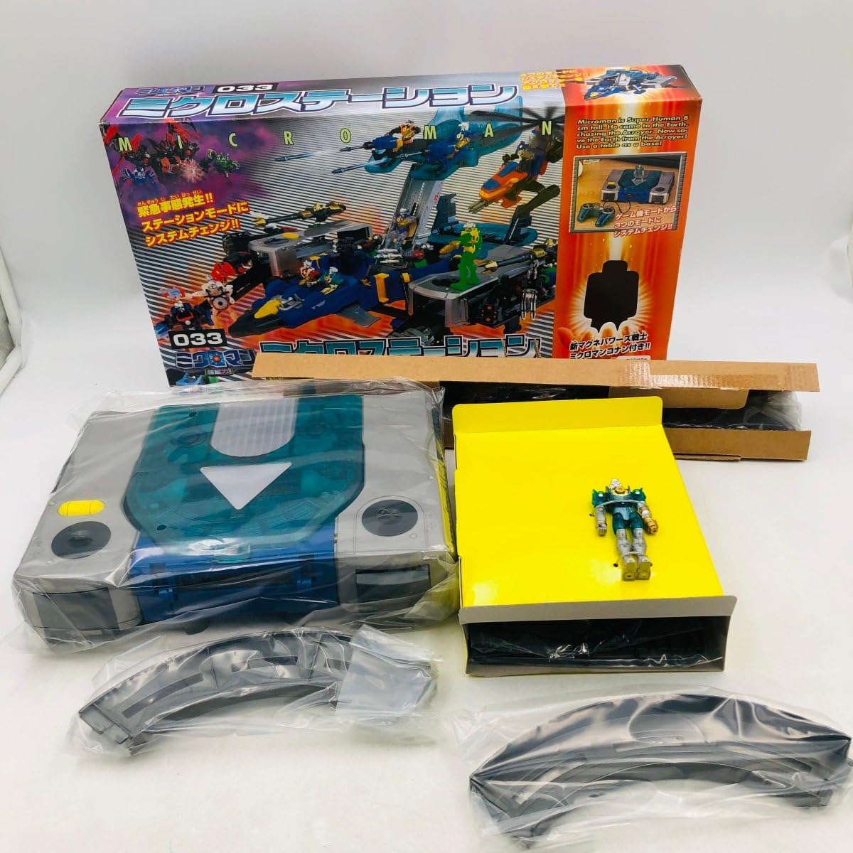 Amazon.co.jp: 新古品 タカラ ミクロマン 超磁力システム 033 ミクロ 