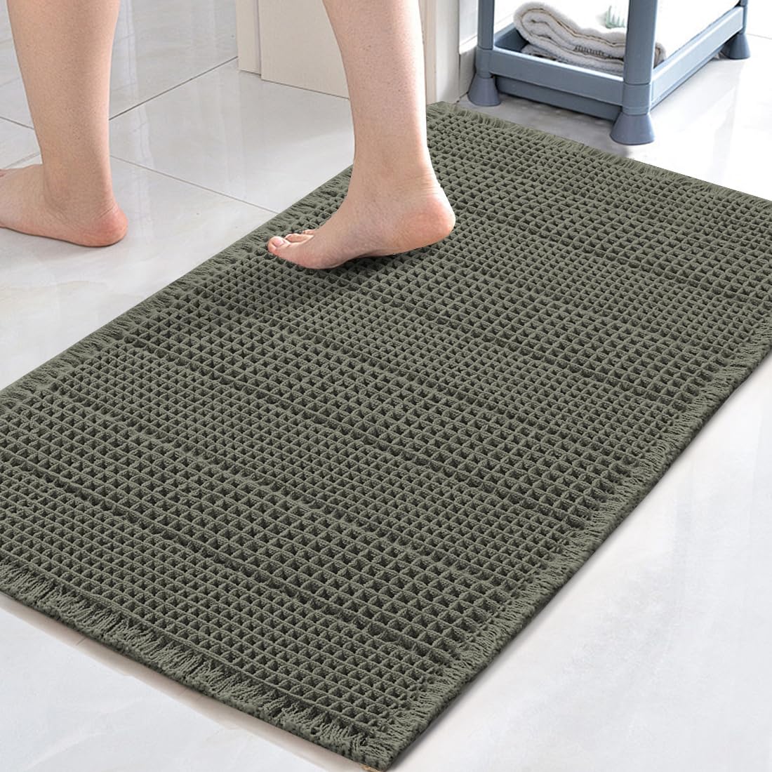 H.VERSAILTEXUpgraded Waffle Bath Mat Super Absorbent Bathroom Mats Non Slip Bath Rugs for Bathroom Floor Machine Washable Dry Fast Bathroom Rugs for Beside Tub, 17" x 24", Smokey Olive