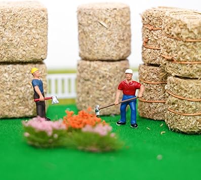 12Pcs Mini Hay Bales Haystack Decoration, Scene Toy Hay Bales Miniature Haystack Decor, Small Bales Tiny Haystack Fall Village for Table Toy Hay Stacks Dollhouse Decor