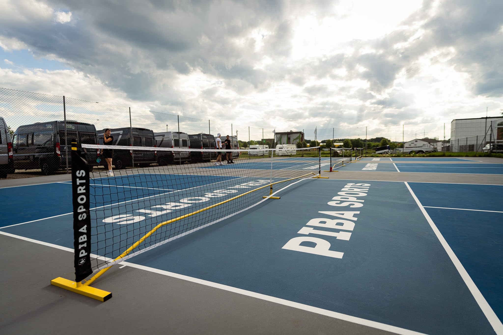 Premium Pickleball-Netz – Offizielle Turniergröße, Leicht Aufzubauen, Robust und Tragbar – Ideal für Profis und Hobby-Spieler