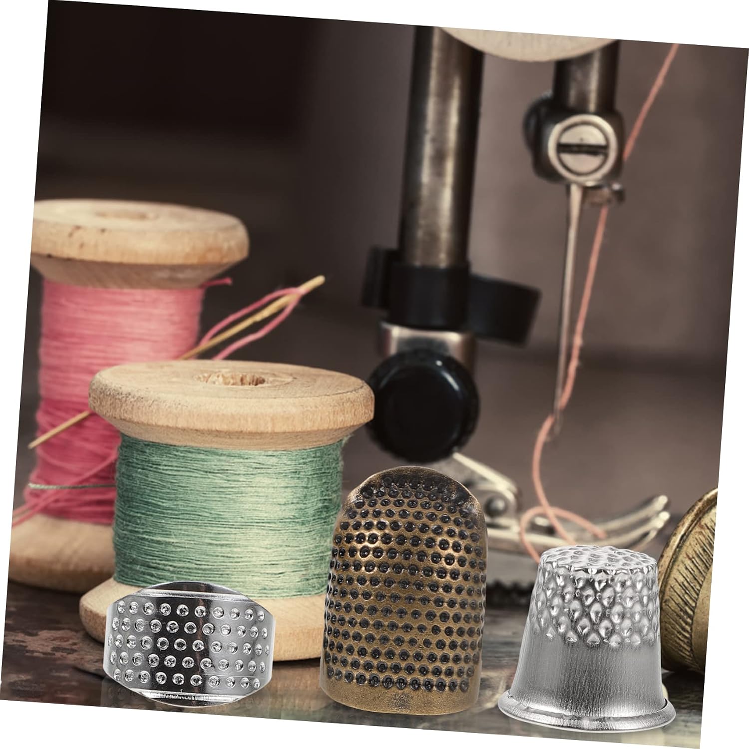 KONTONTY 2sets Metal Thimbles for Needlework Durable Finger Protectors for Hand Sewing Versatile Craft Accessories for Quilting and Embroidery Projects