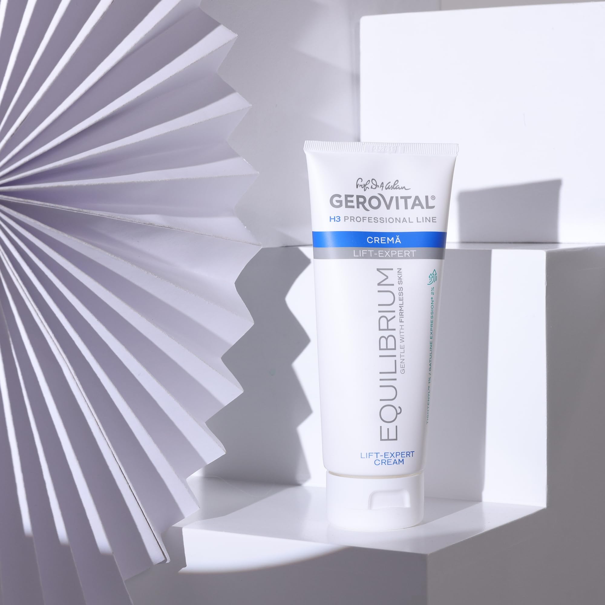 Crema Facial Profesional Antiedad - 200 ml con Efecto Lifting y Regenerador – Para Piel Madura o Seca – Con Tightenyl, Gatuline Expression y Vitaminas A+E, Gerovital H3 Equilibrium