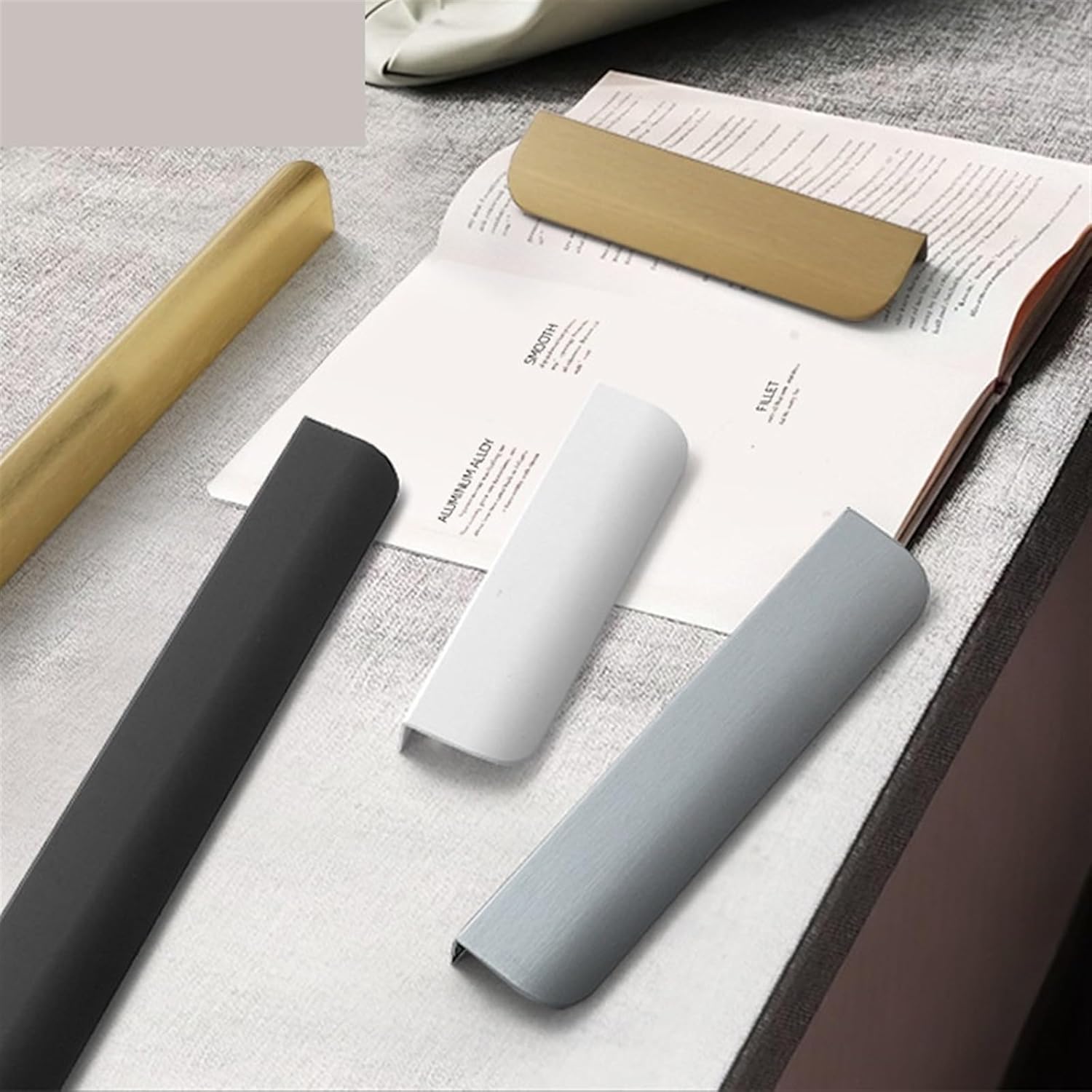 Minimalist Wardrobe Cupboard Drawer Knobs Kitchen Cabinet Pulls Hidden Handle Furniture Hardware 1Pcs (Color : Black, Size : Length-500mm)