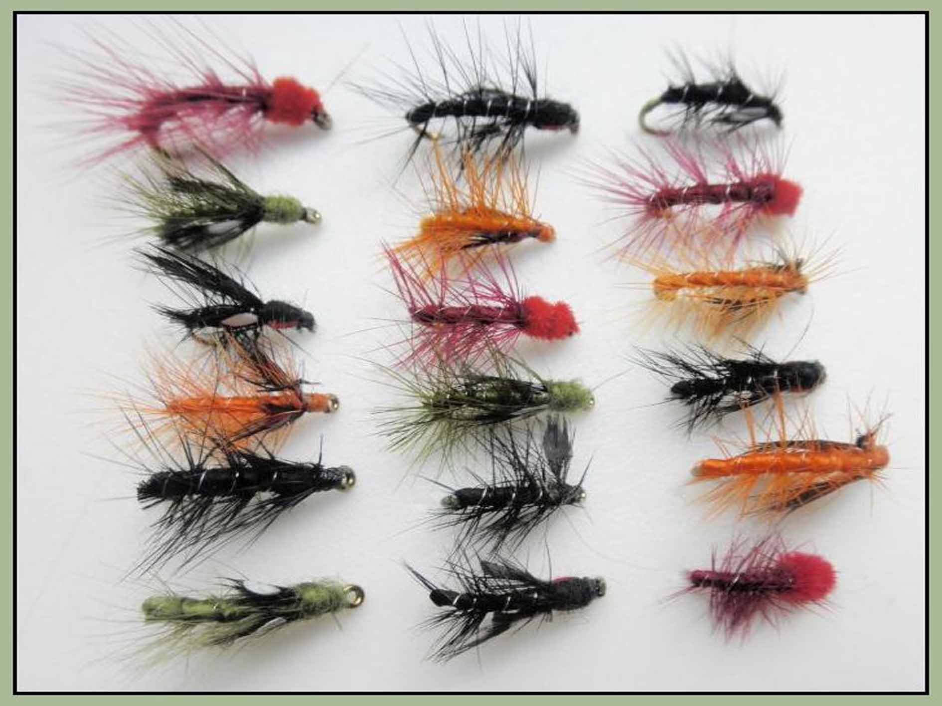 18 Wet Fishing Flies - Snatchers, Olive, Black/Green, Orange, Black/Red and Claret (12/14)