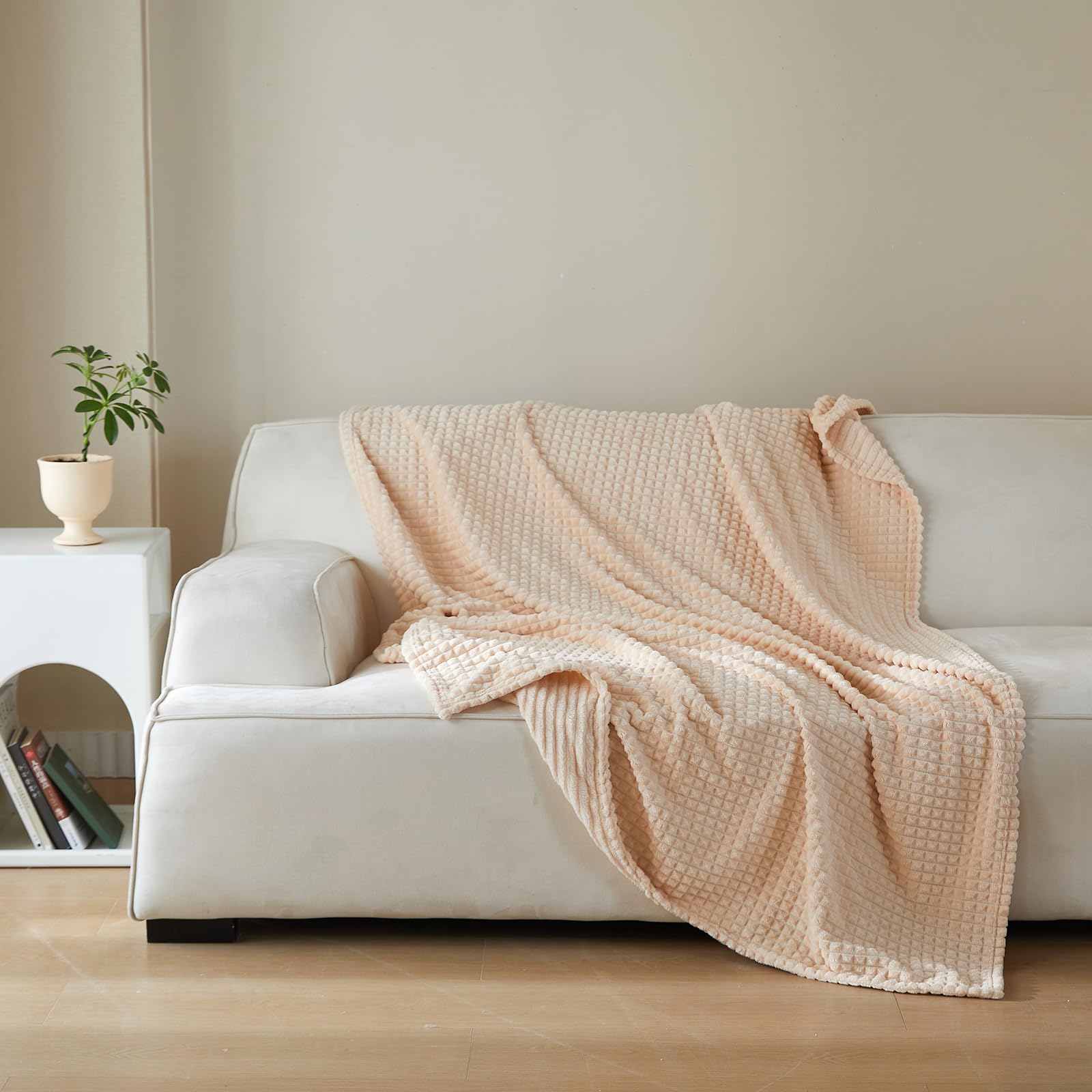 Simple&Opulence Luxury Microfiber Super Soft Throw Blanket with Stereoscopic Grid Design (Ivory, 50" x 70")