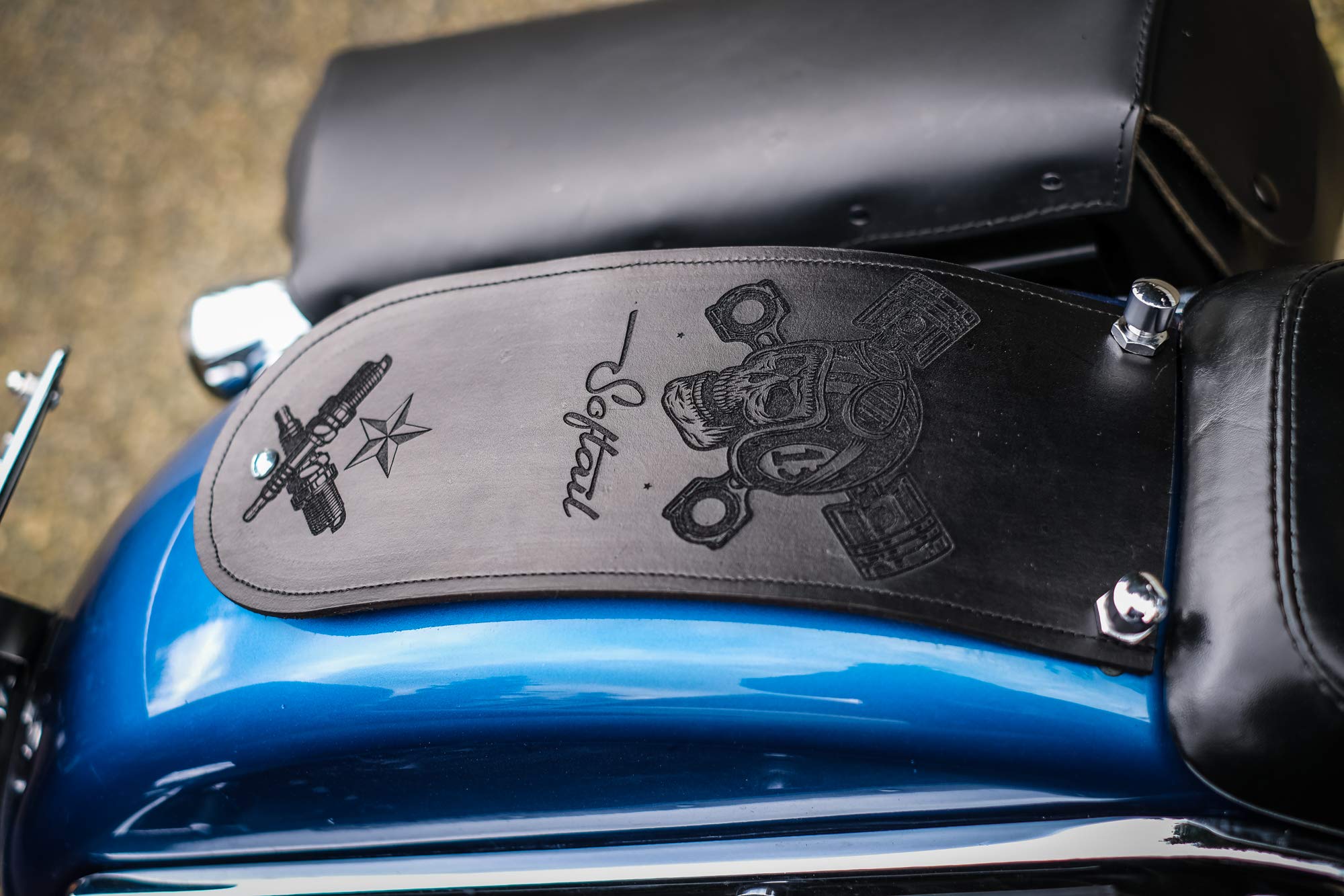 Amazon | リアフェンダービブハーレーダビッドソンソフテイル ブラック