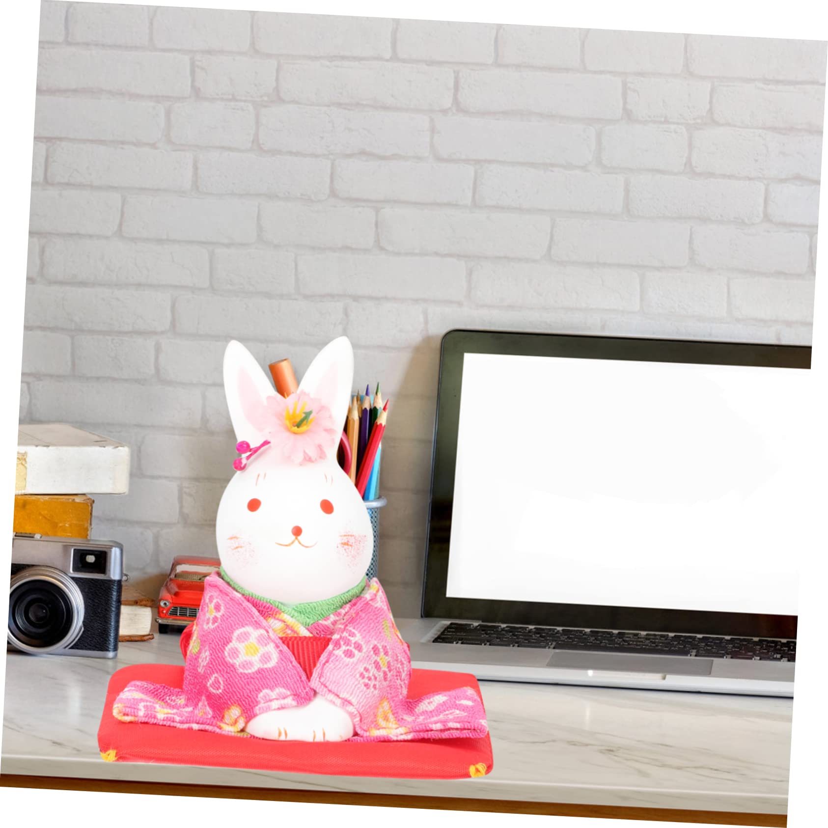 Alipis 5 Pièces Kimono Lapin Chanceux Fortune Lapin Statue Accessoires pour La Maison Bureau Minuscule Statues Mini Figurines Table Décoratif Miniature Animaux