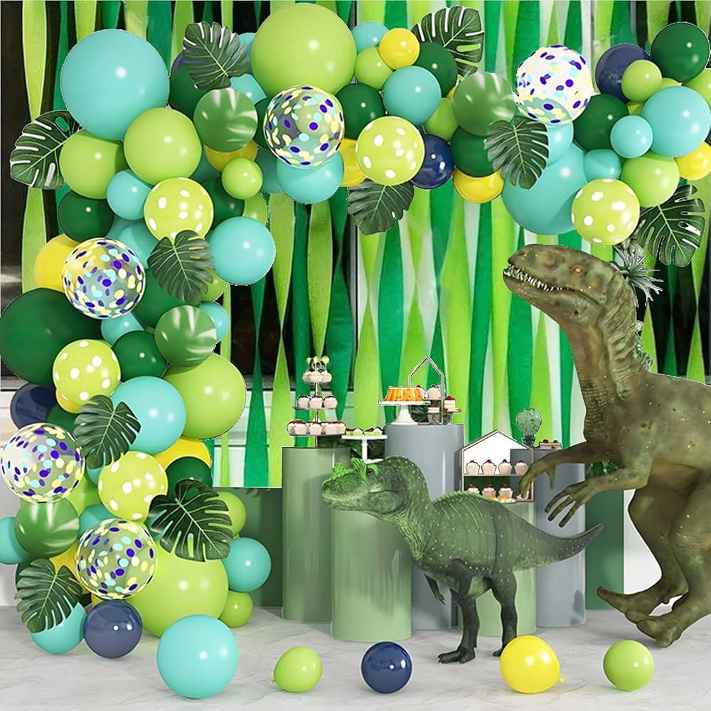 Hanging Crepe Paper Streamer Decoration, Green, 81-ft, St