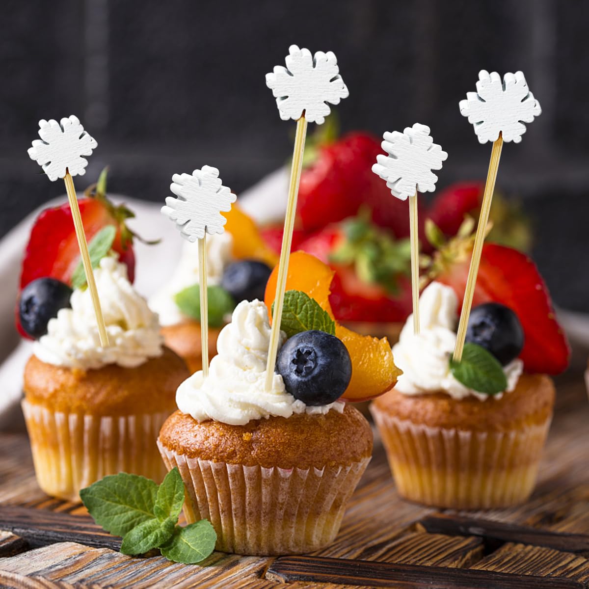 Christmas Cocktail Sticks, KITERI 200 Pcs Sandwich Cocktail Picks Canape Sticks Fruits Bamboo Toothpicks Snowflake Fruit Sticks Food Garnish Skewers For Drinks Appetizers Xmas Party Supplies Favors - View #11