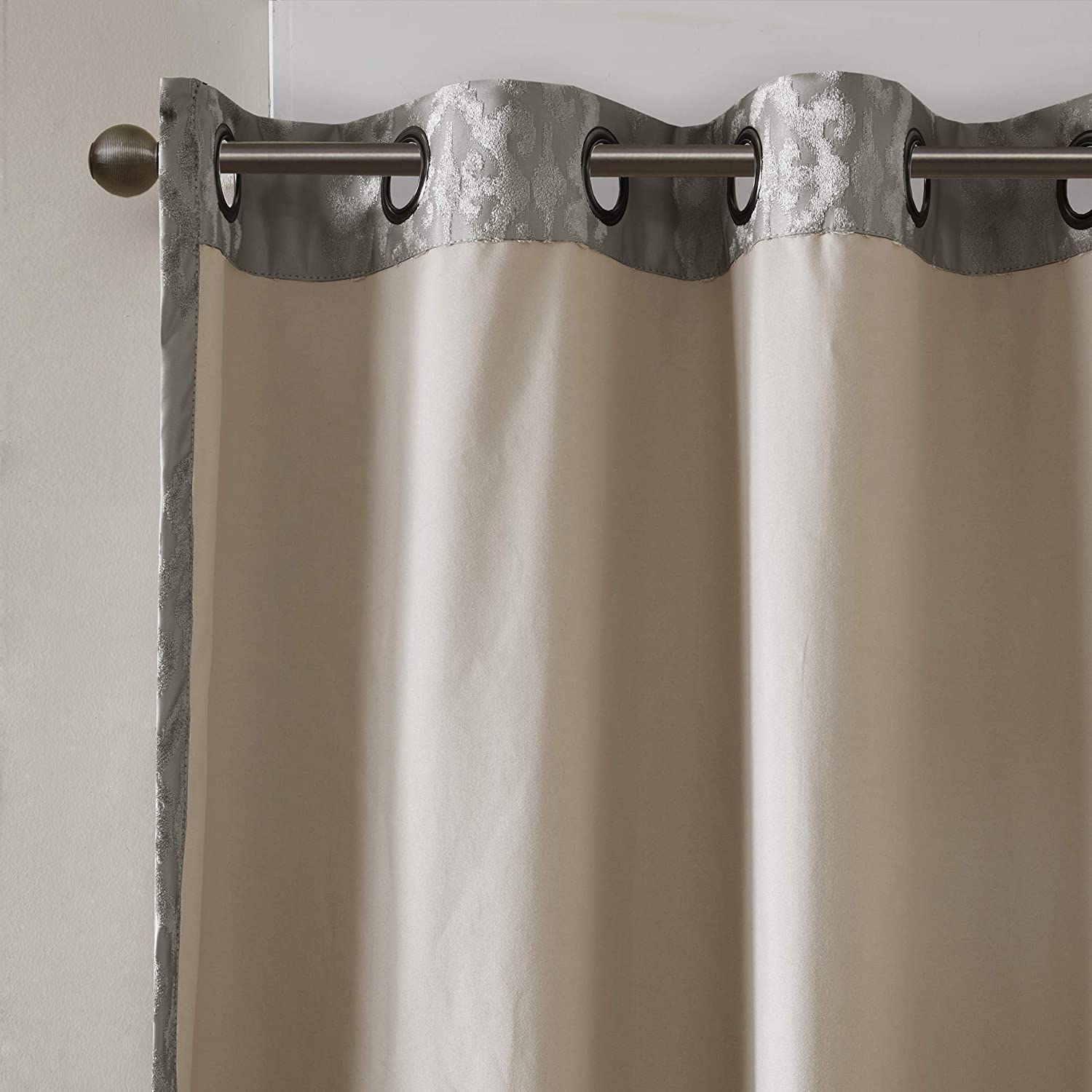 Sun Smart 100% Total Blackout Single Window, Knitted Jacquard Damask Room Darkening Curtain Panel with Grommet Top, Polyester - Image 3