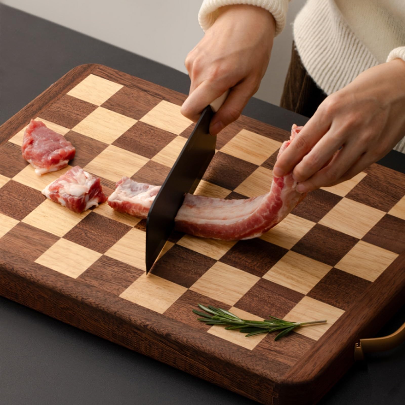 Tagliere da Cucina, Legno Massiccio di Acacia, 40x30 Cm, Antitaglio, con Scanalatura, A Scacchiera, Marrone(33 * 22 * 2.5cm)
