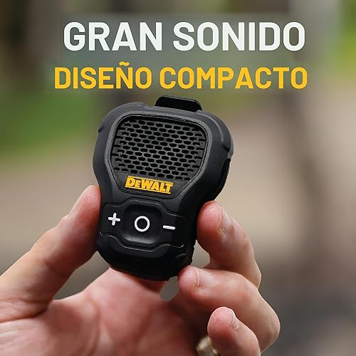 Miniatura 3 de DEWALT Altavoz Bluetooth Portátil Vestible [Edición Onyx - Negro] Altavoz Portátil Inalámbrico con Clip para Sitio de Trabajo Pro Resistente al Agua