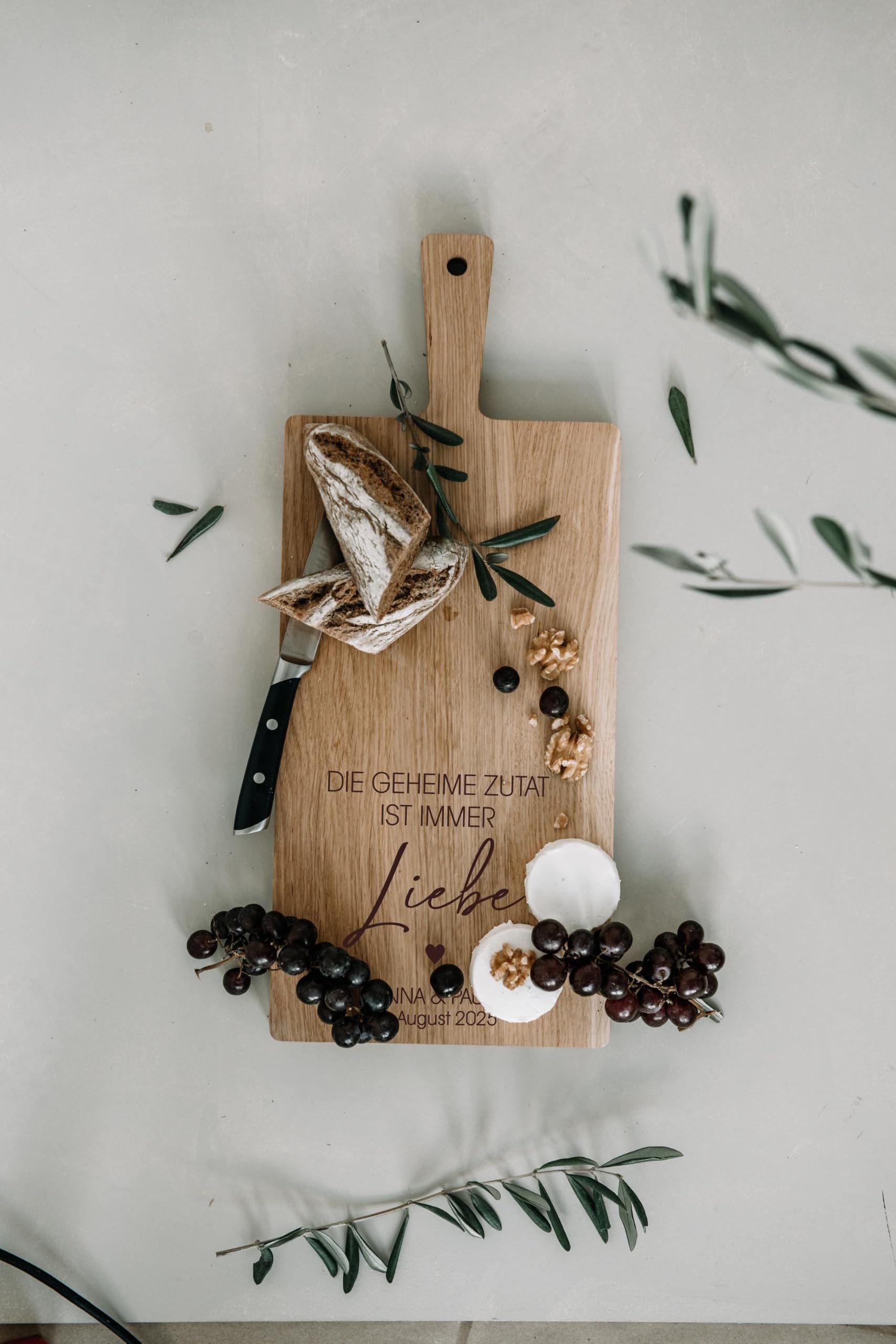 Schneidebrett Eiche massiv mit Gravur personalisiert, 2 Größen