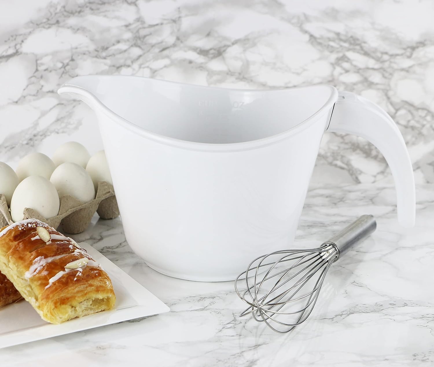 Reston Lloyd, Batter Bowl With Pour Spout, Non-Slip Base, Erogonomic Space Saving Detachable Handle, 2 QT Heavy Duty BPA-Free Microwave & Dishwasher Safe, White
