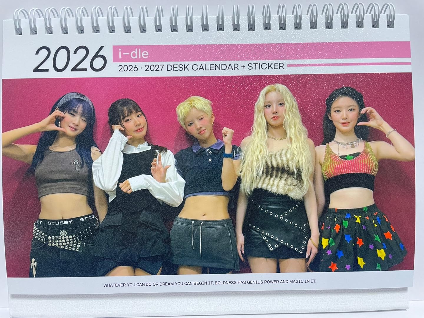 Amazon.co.jp: ヨジャアイドル グッズ 2026年-2027年 2年分 卓上