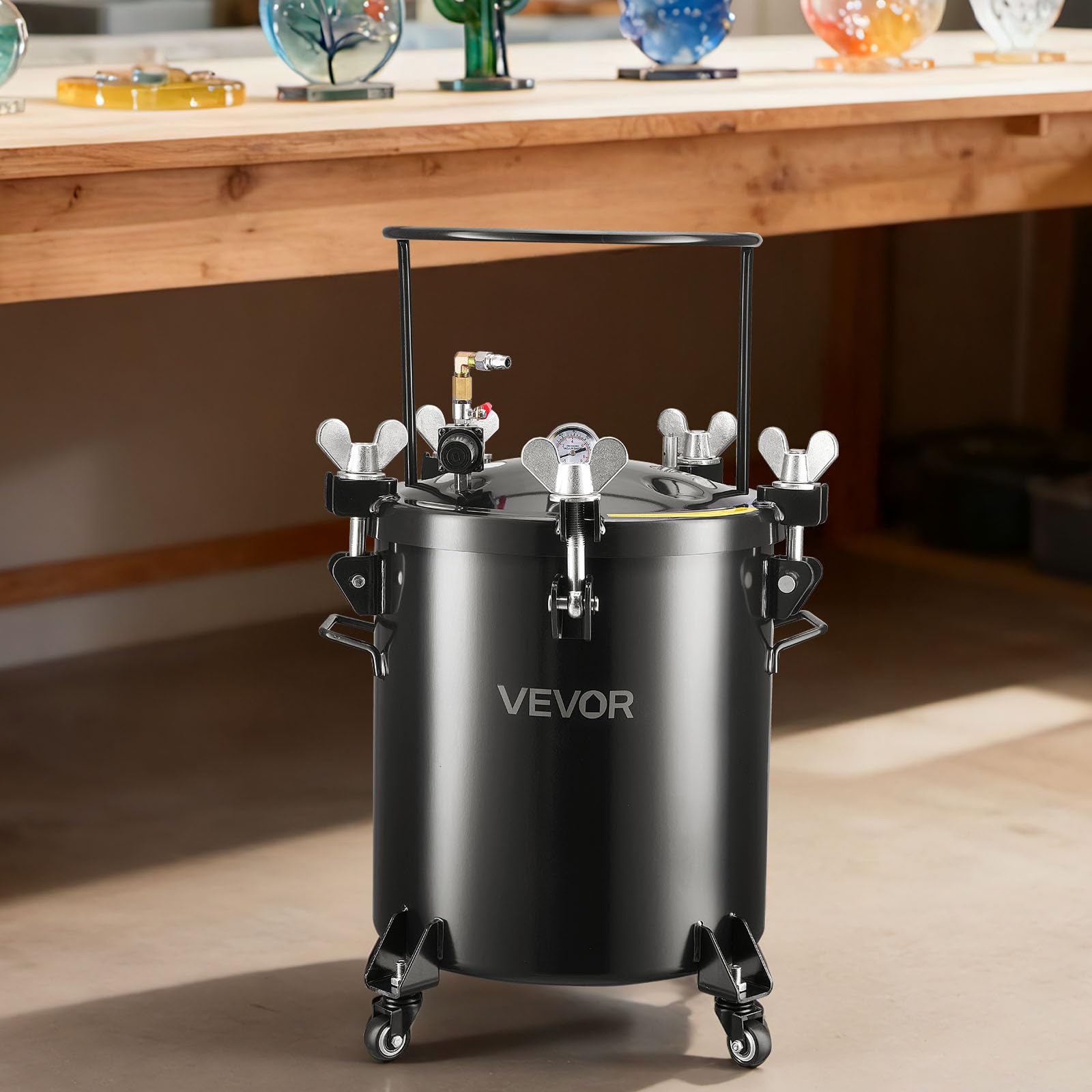 VEVOR Tanque de Presión Capacidad de 40 litros, con 3 Conectores Rápidos UE/AU/EE. UU. para Aficionados al Bricolaje Artistas de Estudio Creadores, con 4 Ruedas, hasta 0,55 MPa, 450 x 450 x 740 mm