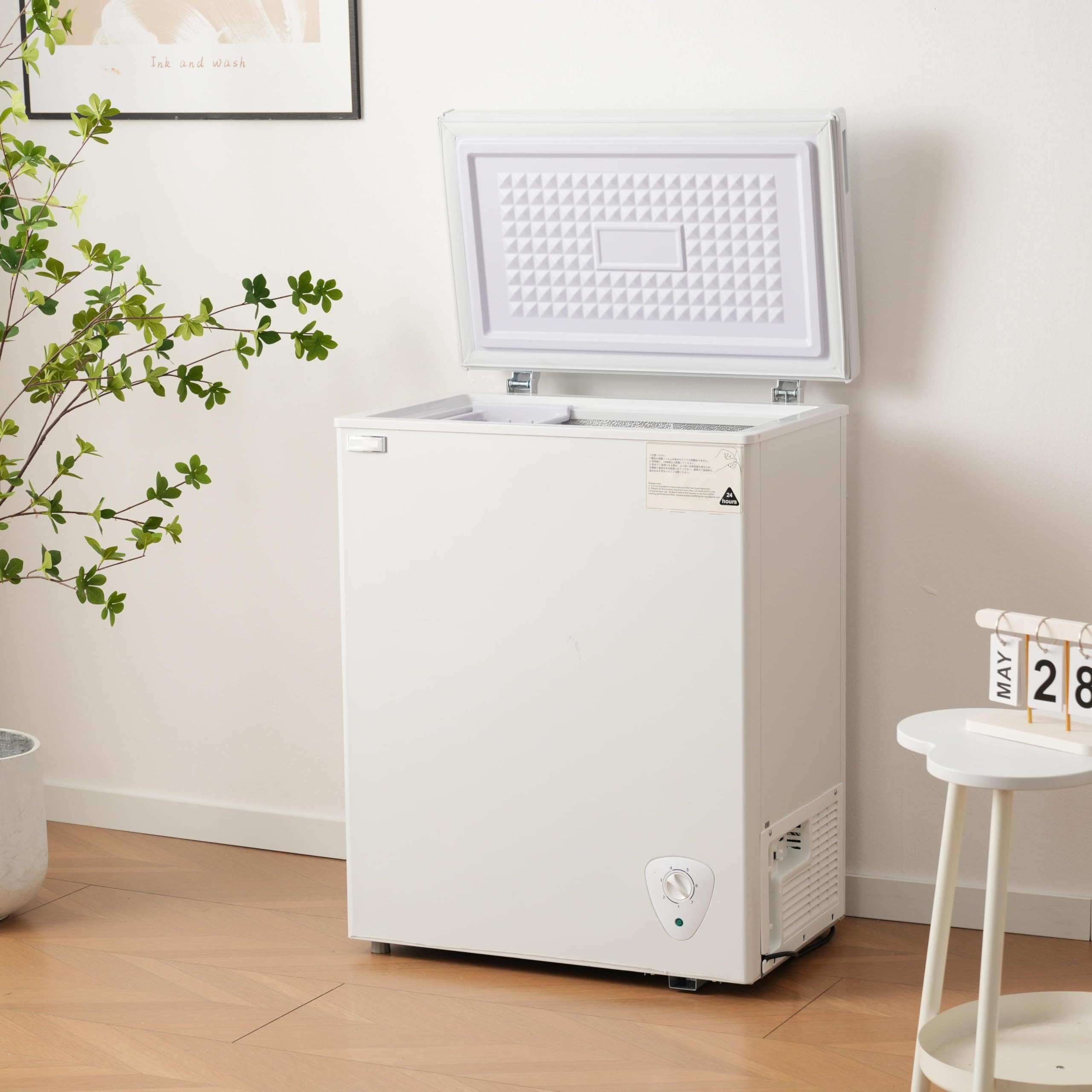 冷凍庫 90L 家庭用 業務用 チェストフリーザー 上開き 省エネ スリム 静音 Amazon.co.jp: HIROHRTV 冷凍庫 90L チェストフリーザー 上開き