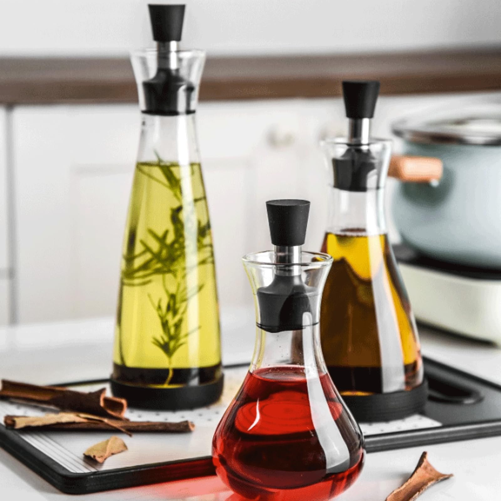 KRILLIQ Lattina di Olio Bottiglia di Olio sigillata Trasparente Bottiglia di Olio commestibile conica Bottiglia di Vetro per Olio e aceto per la Cottura in Cucina per Condimento