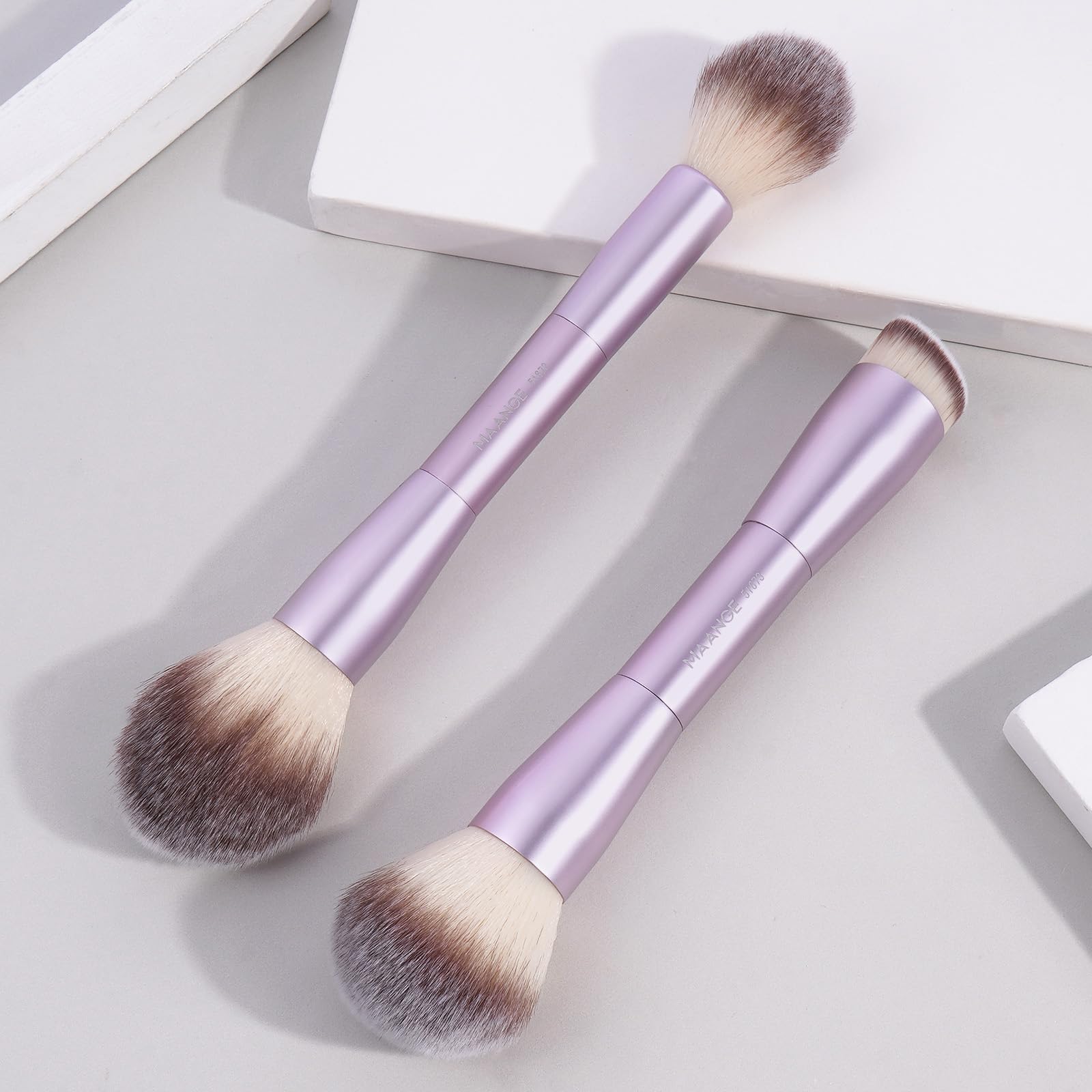 MAANGE Pennello per fondotinta, pennelli da trucco a doppia estremità, per applicare liquidi o in polvere, fard, crema, primer, per contouring, miscelazione, fondotinta, fard (rosa, 2 pezzi)