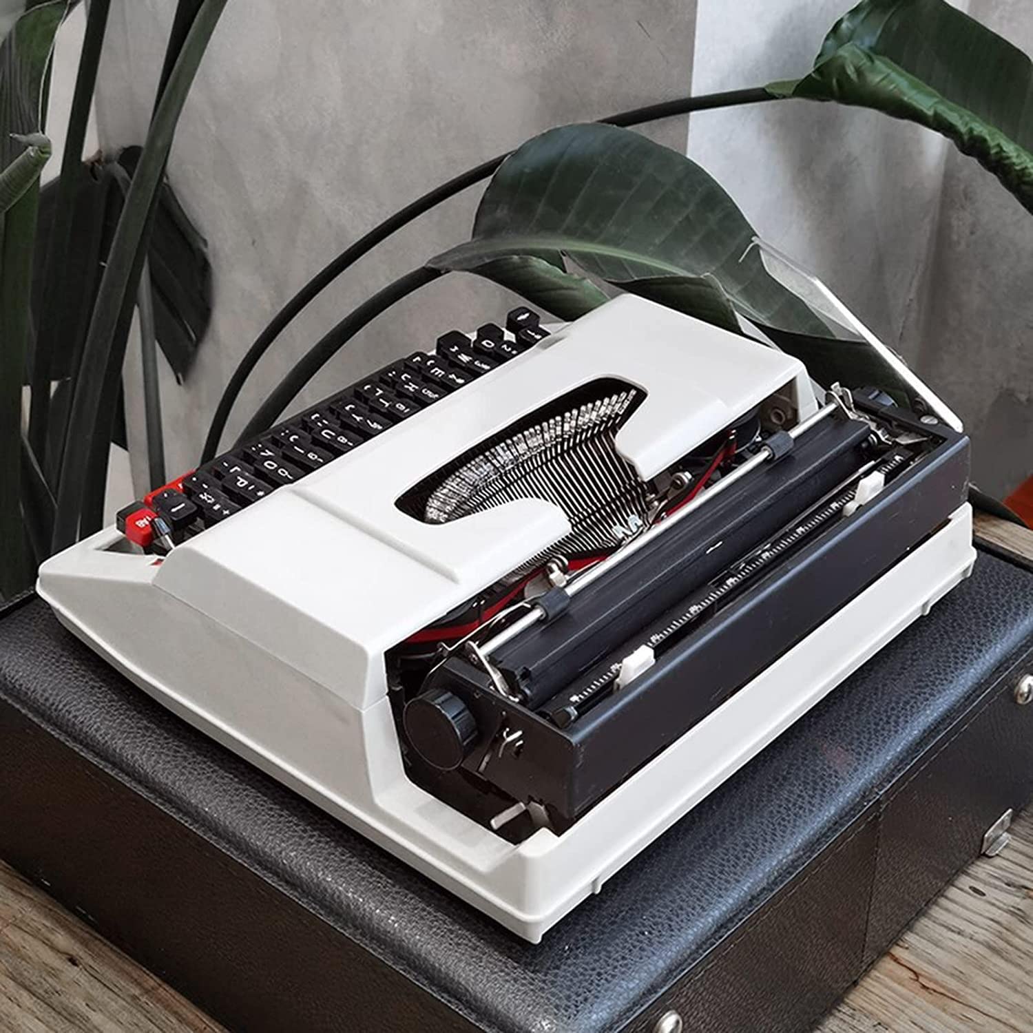Vintage Schreibmaschine Modell,Elektrische Schreibmaschine mit Korrektur,Tragbare Retro manuelle Schreibmaschine,für Notizen oder Briefe oder kreatives Schreiben,literarisches,Black