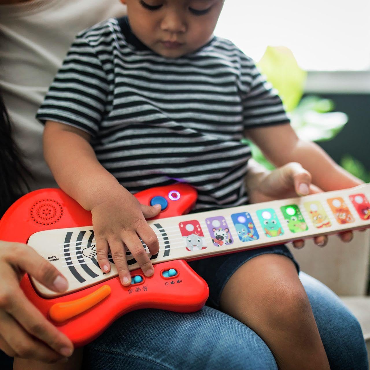 Together in Tune Guitar(TM) Connected Magic Touch(TM)