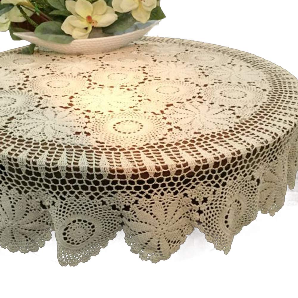 Napperon au crochet pour table de salon vintage et repas de famille chaleureux
