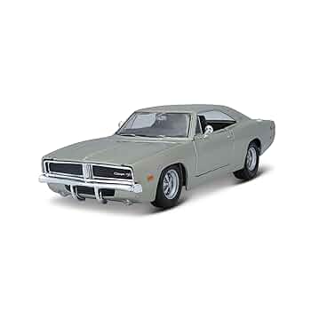 Amazon.com: Maisto 1:25 Scale 1969 Dodge Charger R/T Diecast