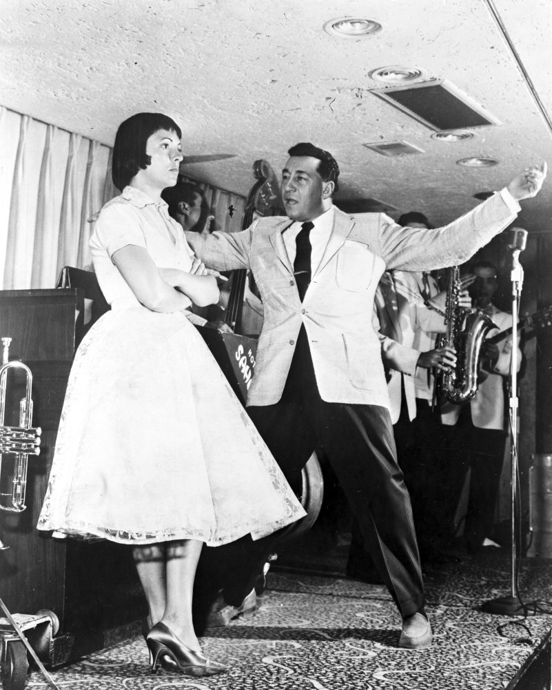 Louis Prima performing Photo Print (8 x 10)