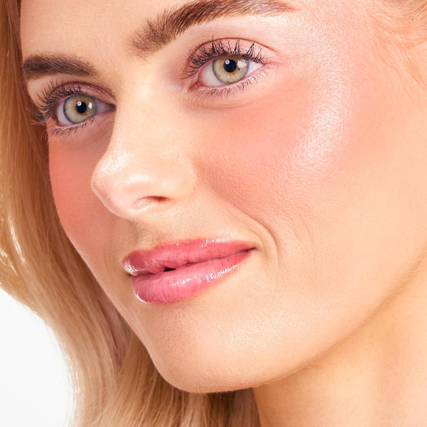 Sacheu Beauty Lip Liner Stay-N Soyulabilir Uzun Süre Kalıcı Dudak Çizgisi Belirginleştirici 01 Noohde 3.5Ml