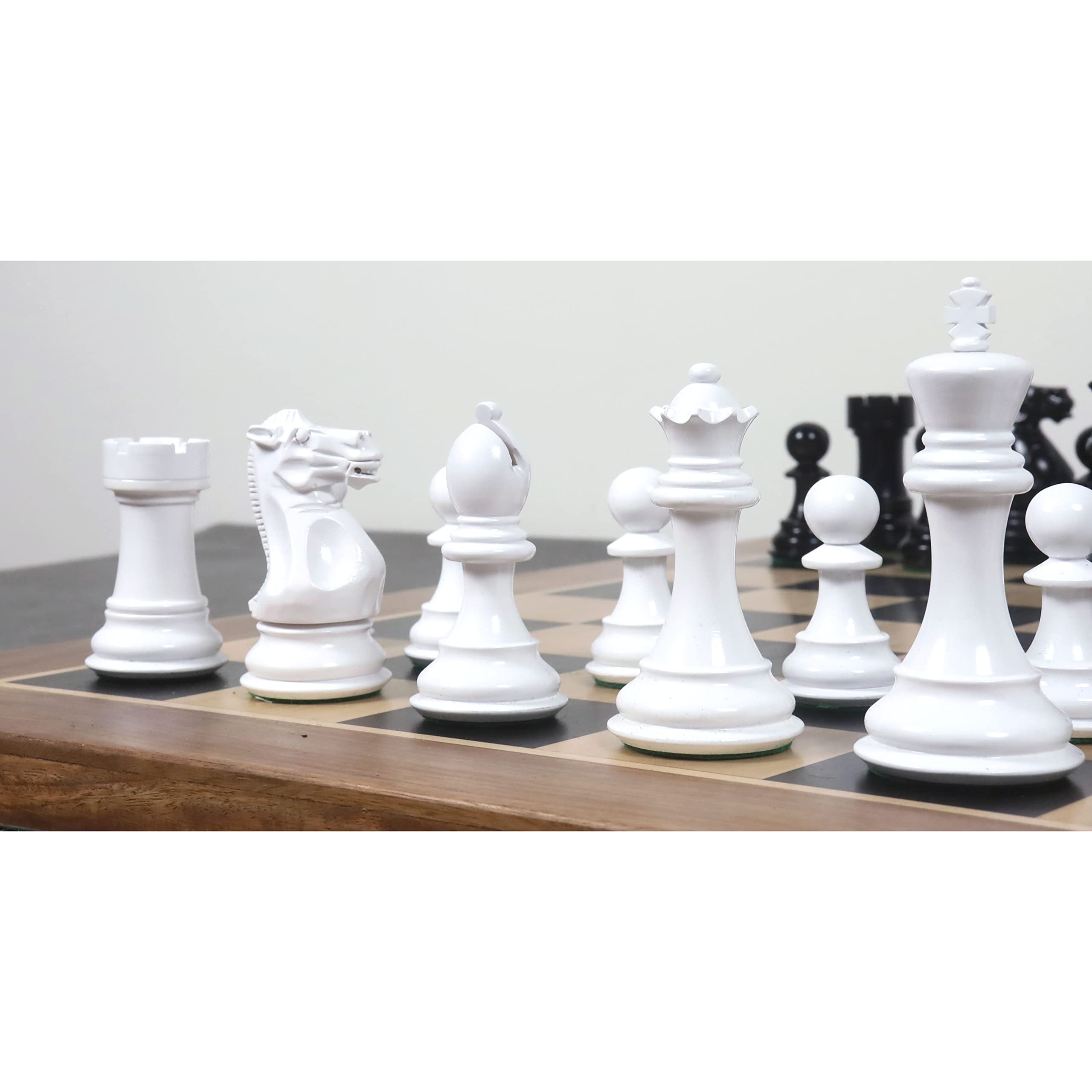 Royal Chess Mall - 4.1 " Pro Staunton Bianco e Nero Laccati Scacchi IN Legno Pezzi Solo Set