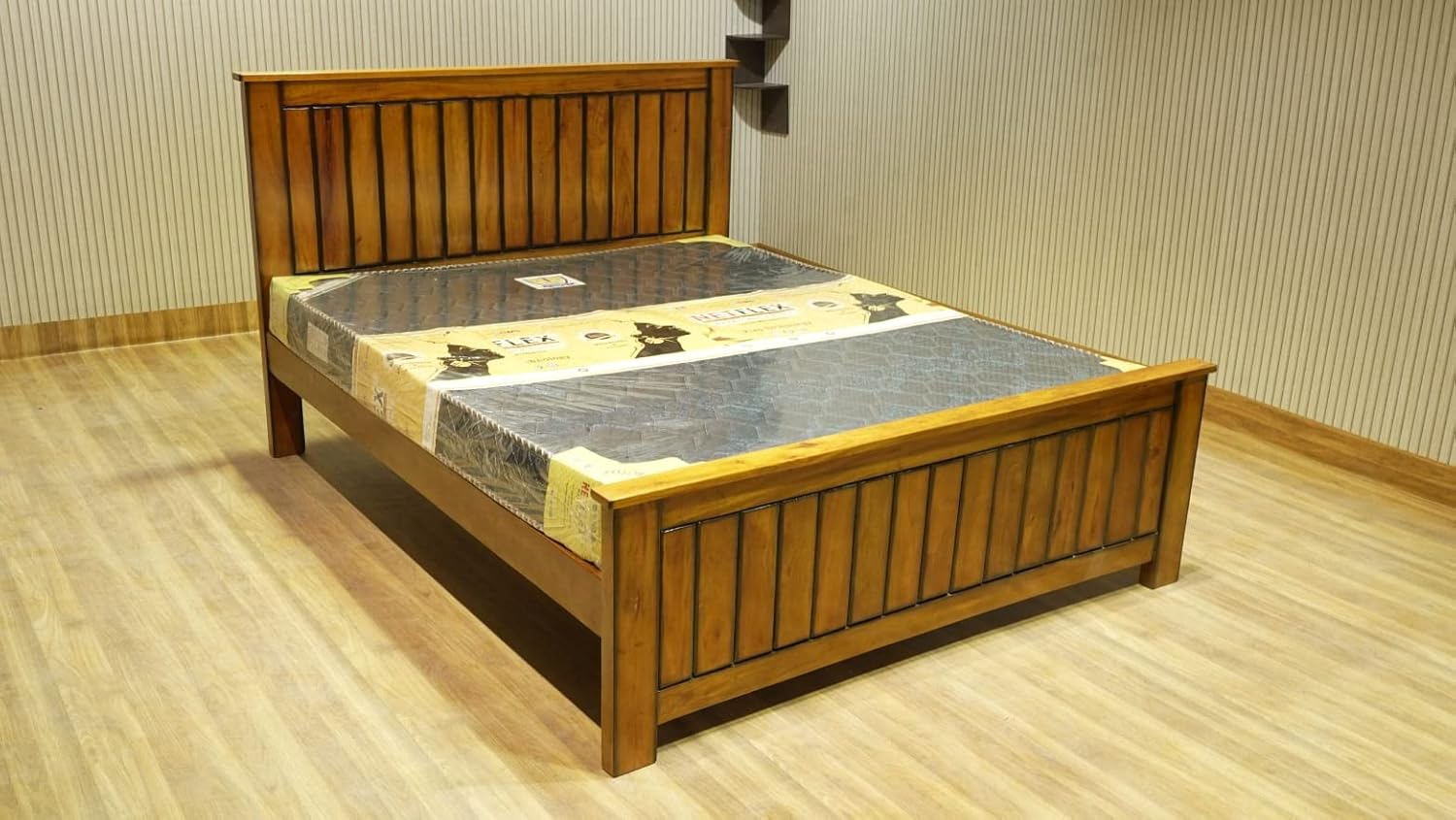 Flexi Homes Rich Wooden cot A Solid Wooden Cot Double Cot Furniture