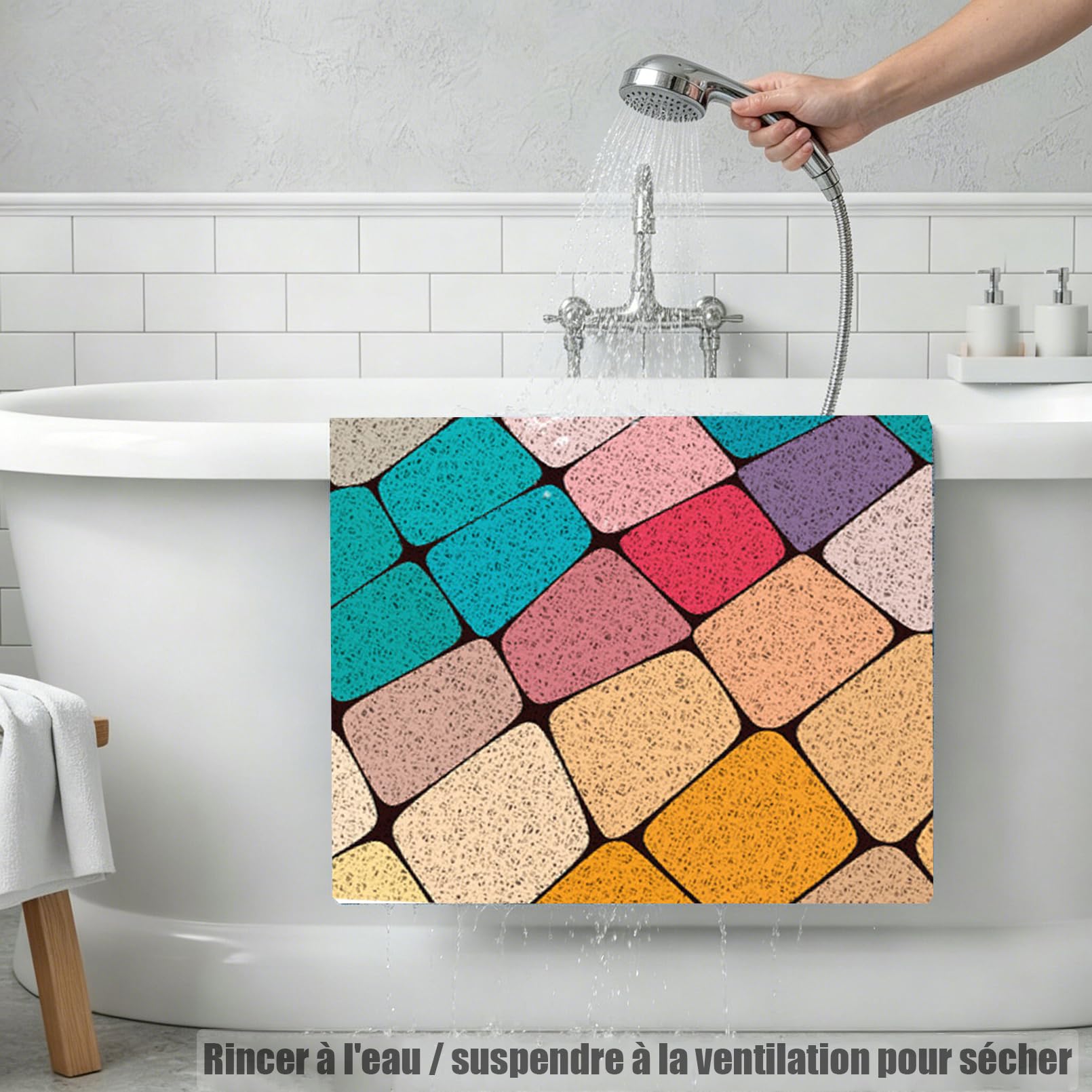 Tapis de Baignoire antidérapant 60 x 120 cm Tapis de Douche antidérapant en PVC Doux et Confortable avec Trous de Drainage, très perméable à l'eau, Convient pour Les Zones humides