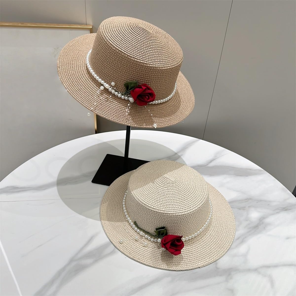 Sombrero de Paja de Verano para Mujer,de ala Ancha,Tejido de Paja,con Protección UV y Decoración de Rosas y Perlas,Transpirable,para Playa,Exteriores,Viajes y Fiestas