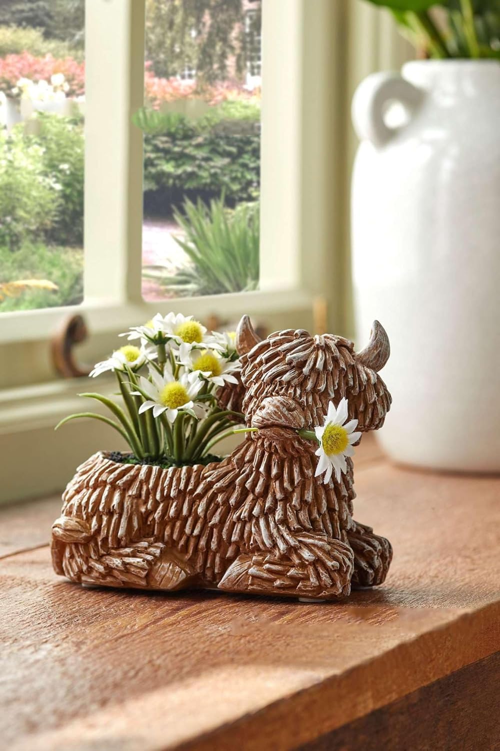 Amazon.com : Highland Cow Planter for Outdoor Plants, Cute Scottish  Highland Cow Decor Flower Pot,Resin Highland Cow Figurines Succulent Pots,Highland  Cow Succulent Planters,Highland Cow Gifts for Women Men Kids : Patio, Lawn