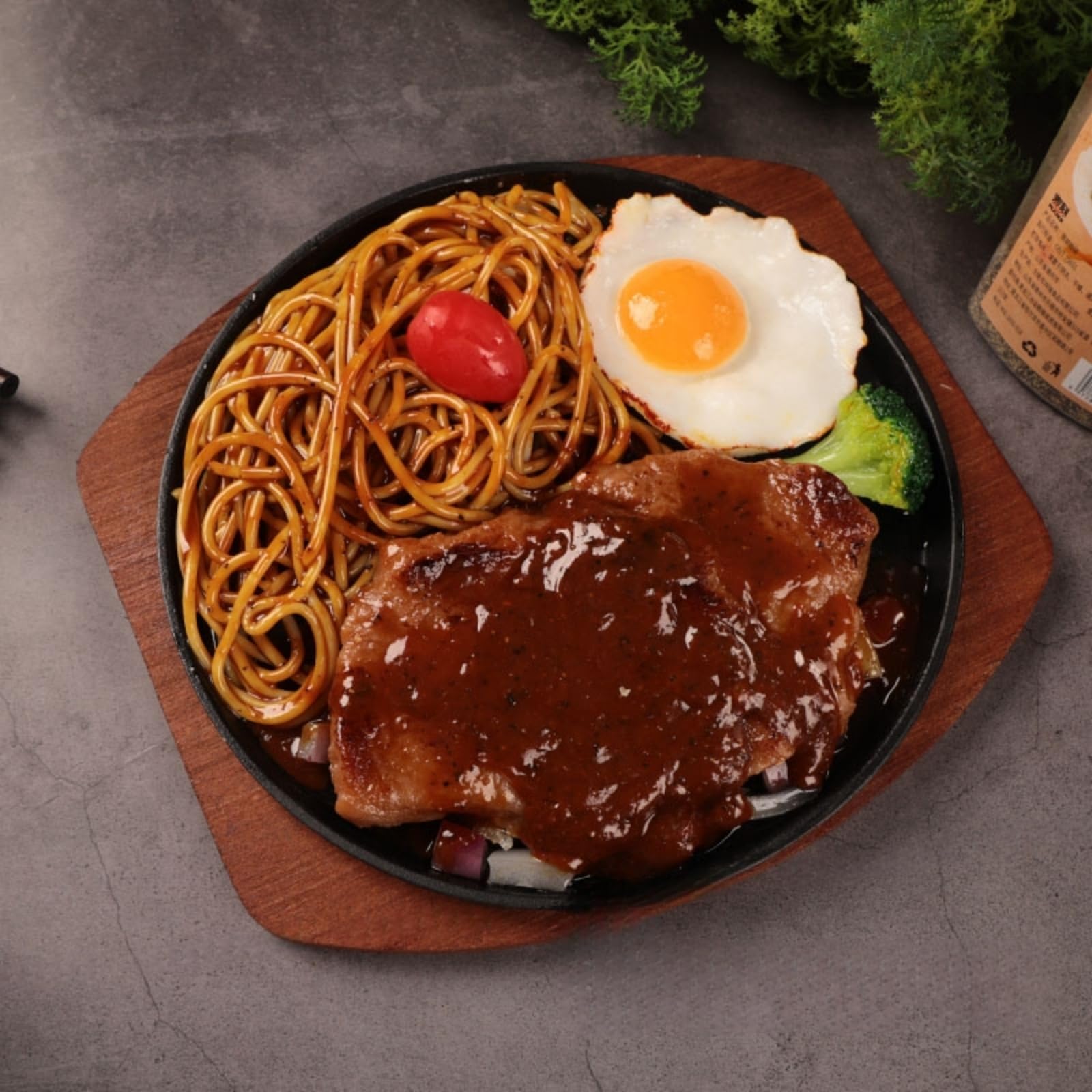 鉄板焼ステーキプレート12個 ステーキ鉄板プレート | 岩谷産業