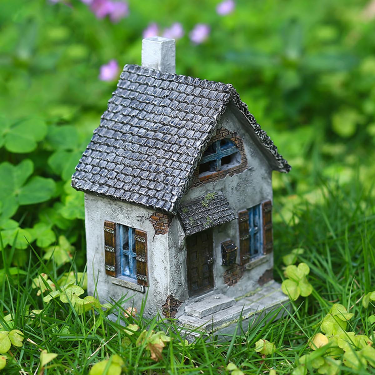 Yardenfun Casetta da Giardino in Resina Decorativa a Forma di Casa, Ornamento Unico e Realistico per Balcone e Giardino, per Decorazioni Esterne