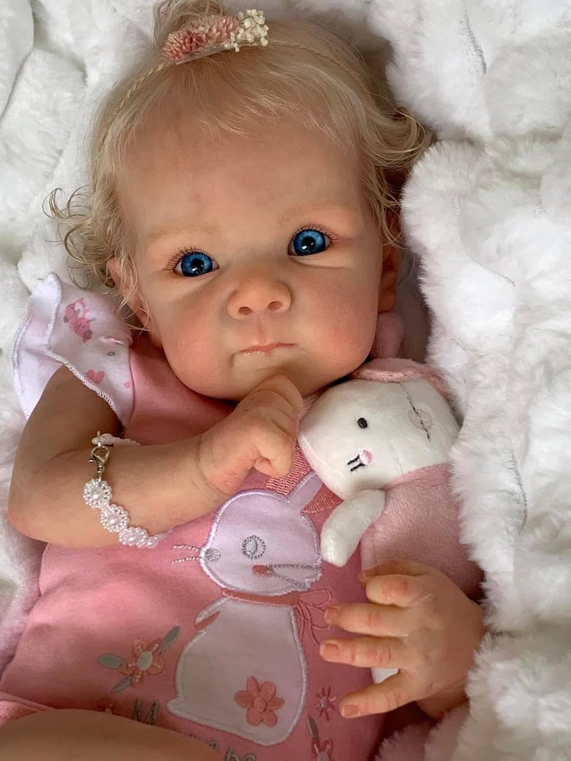 Lebensechte Reborn Baby Puppe 18 Zoll, Rosa Vinyl Mit Synthetischem Haar KöRper Aus Baumwolle, Realistische GesichtszüGe, Reborn Puppen Lebensecht Sammlerkollektion Mit Puppen-Zubehör