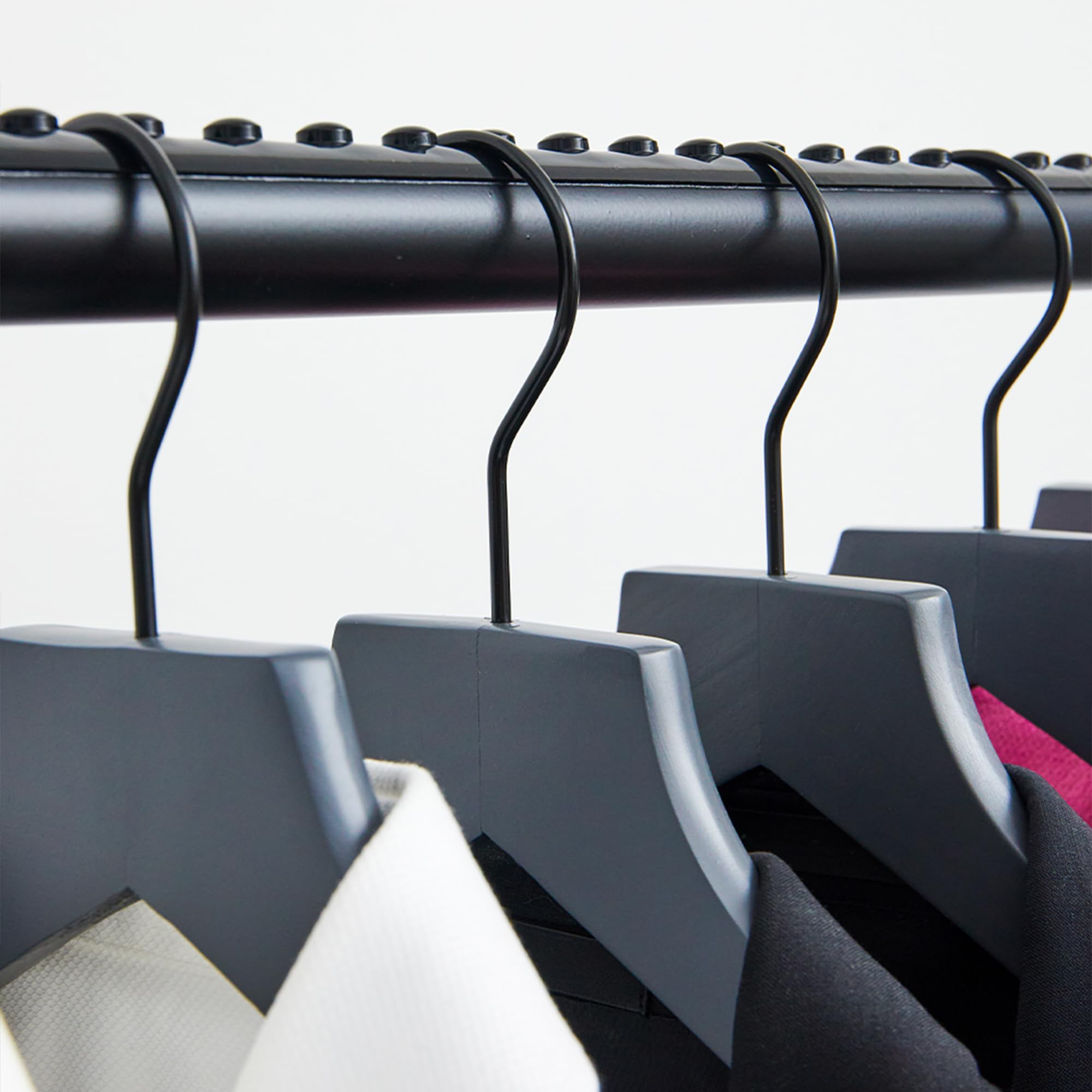 Roomedys Black Roomedys® Spacing Tape For Hangers, Spacer, Clothes Divider, Closet Organizer, Perfectly Spaces Hangers & Clothing For Adults, Teens & Kids, Customizable - 6Ft To Organize 102 Items