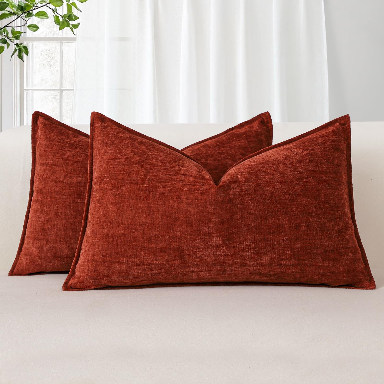 Sungeek Set of 2 Soft Chenille Cushion Covers 30x50cm Lumbar Decorative Throw Pillow Covers with Stitched Edge Solid Dyed Pillow Cases Covers for Home Decor Couch Sofa Bed Living Room Rust