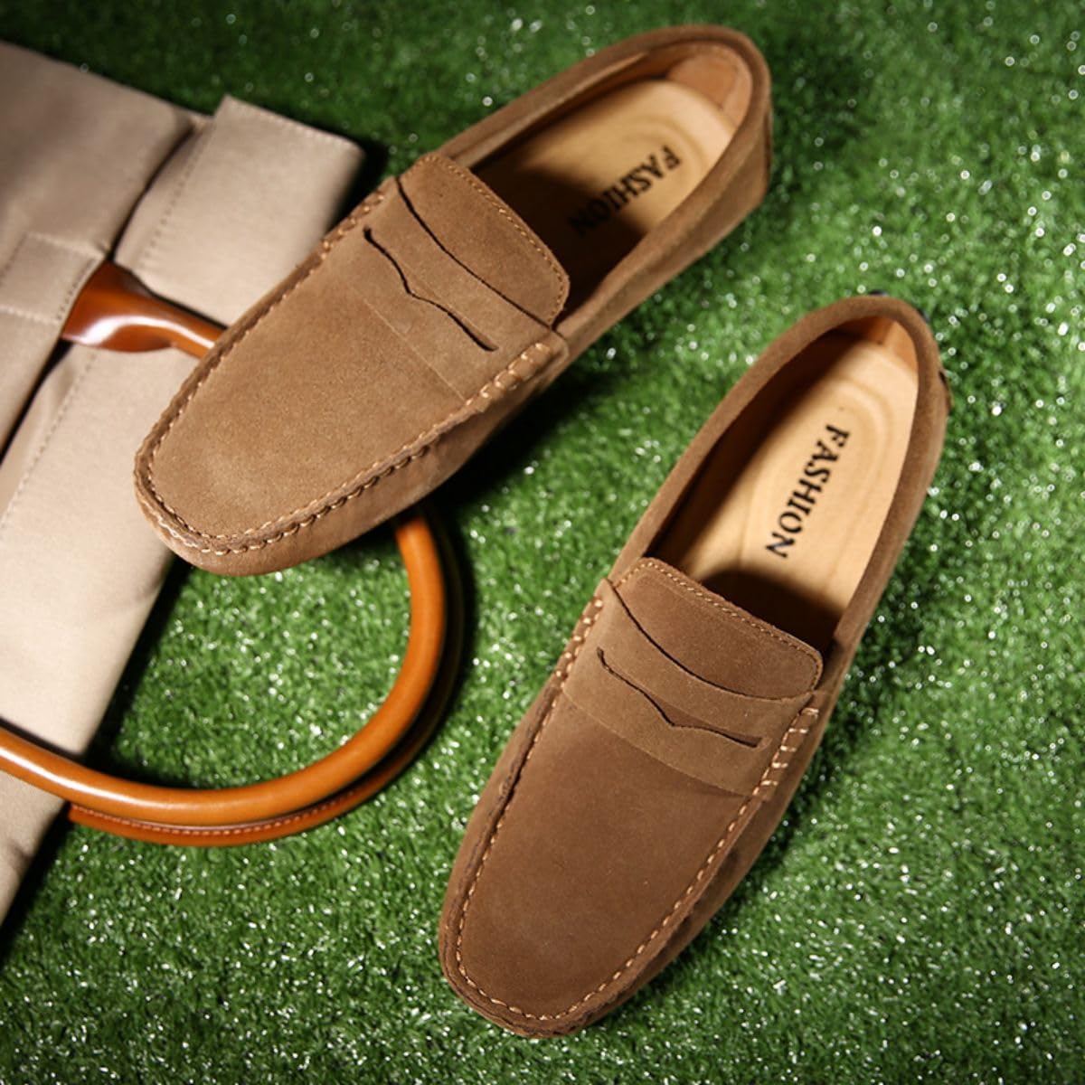 Mocassins et Loafers Hommes Confortable Slip on Décontracté Bateau et Mocassins pour Homme Chaussures de Conduite en Daim 38-49 EU