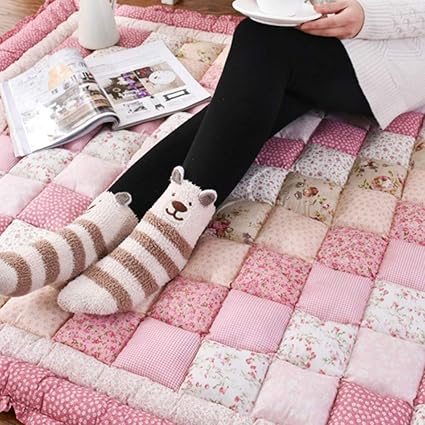 ラグマット 150*200 洗える キルトラグ カーペット 2畳 夏用 北欧 センターラグ スウェット 防音 キルティングラグ 滑り止め おしゃれ  ピンク リビングラグ 無地 正方形 おうち時間 居間用 ダイニング用 子供 ベビー 床保護マット