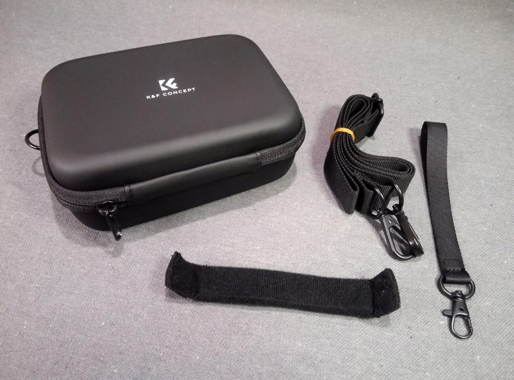 Även små enheter har rätt till ett fall. Efter att VOC har avdunstat, förstås.