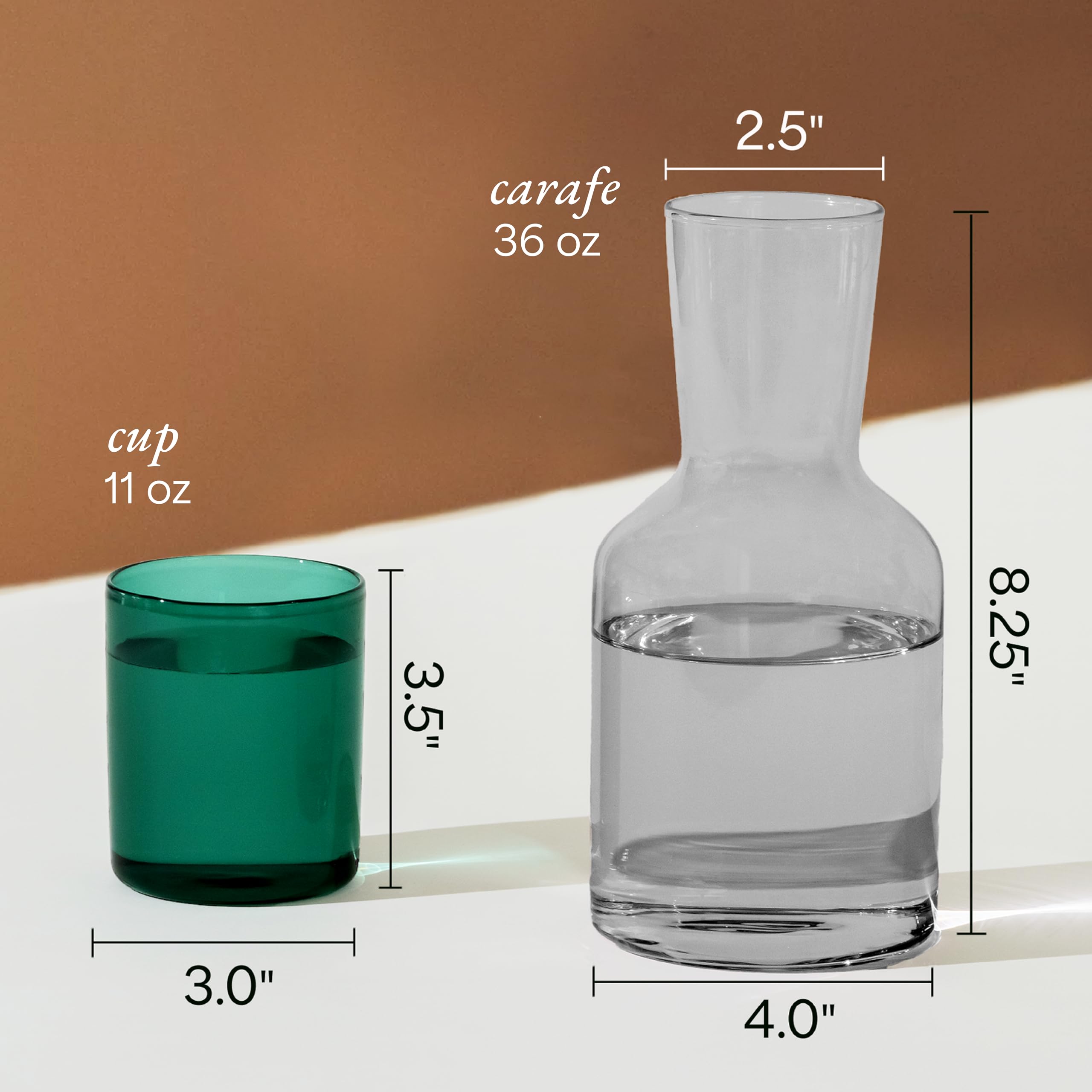 Juego de jarra y taza de vidrio | Sin BPA, apto para lavavajillas, duradero y ligero | Ideal para bebidas frías y calientes - Gris carbón y pino