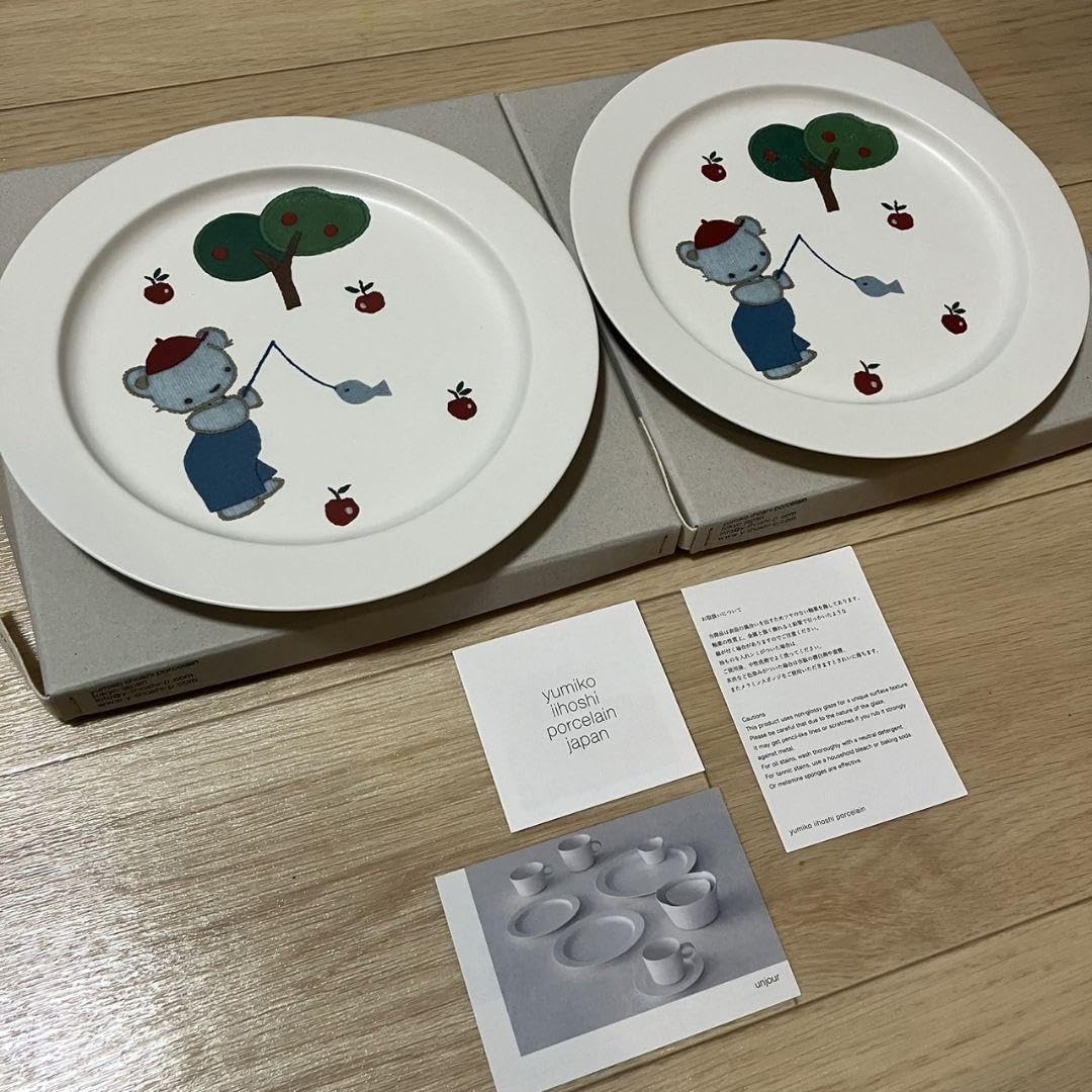 ファミリア　イイホシユミコ　familiar プレート yumiko iihoshi porcelain × familiar 第2弾！別注のプレート2